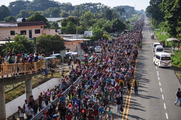 Más de 7,000 migrantes marchan en caravana hacia EEUU, según la ONU