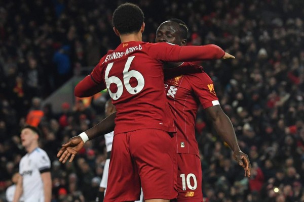 Video: Liverpool remontó y mantuvo el mantuvo invicto en la Premier League de Inglaterra