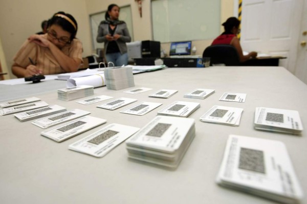 El próximo lunes inician entrega de 100,000 cédulas