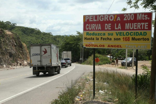 Ya van 168 muertes en la 'curva de la muerte” de la carretera CA-5