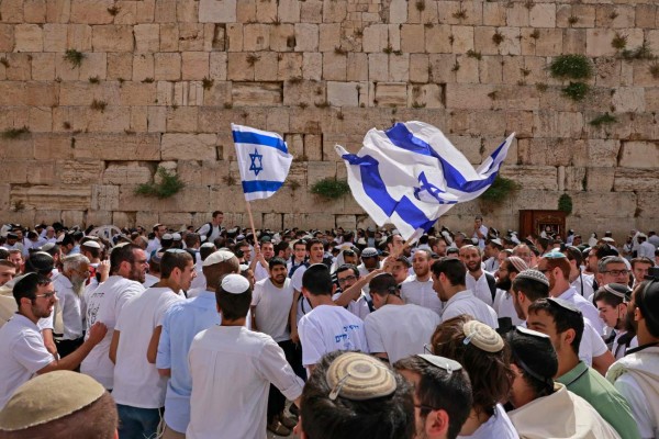 El Muro de las Lamentaciones es evacuado por ataques en Jerusalén