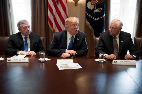 Trump pide al Congreso una reforma migratoria