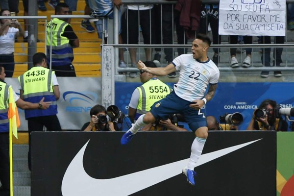 Video: Argentina doblega a Catar y amarra clasificación a cuartos de final de Copa América