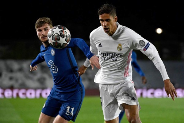 Real Madrid recibe pésimas noticias sobre Varane