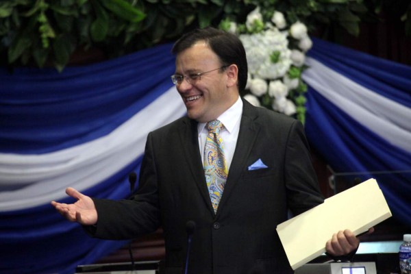 Banegas: 'Lista no se construyó con el consenso de los diputados”