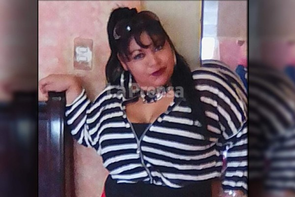 Frente a su hija matan a mujer en San Pedro Sula