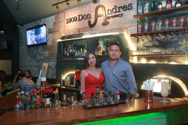 Inauguración del bar Don Andrés Brewery