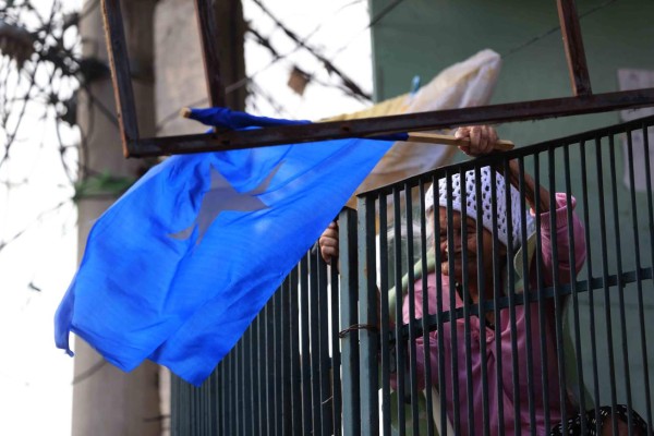 Nacionalistas salen a las calles a pedir por la paz y demostrar su apoyo a JOH