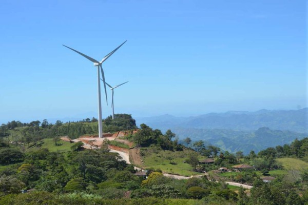 Comienza generación de 50 megavatios de energía eólica en San Marcos de Colón