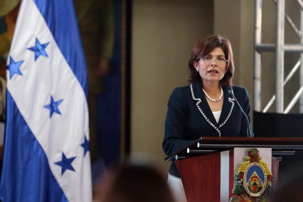 'En un año se posicionará la marca país'