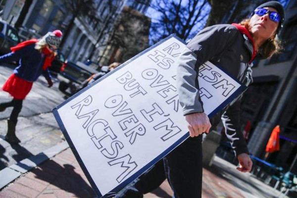 Lucha contra el racismo se revigoriza en día de Martin Luther King