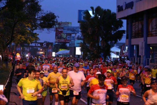 Cubano Richer Pérez conquista la 41 Maratón Internacional de Diario LA PRENSA