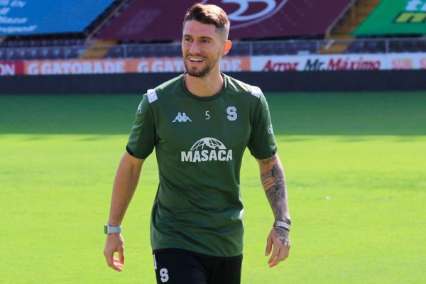 Real España reconoce interés en fichar a Esteban Espíndola