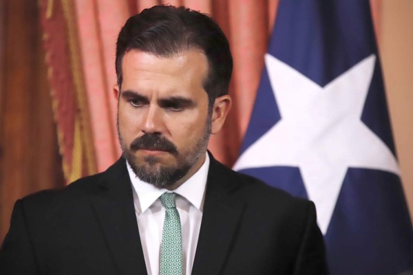 Gobernador de Puerto Rico cometió cinco delitos en el chat, según informe jurídico   