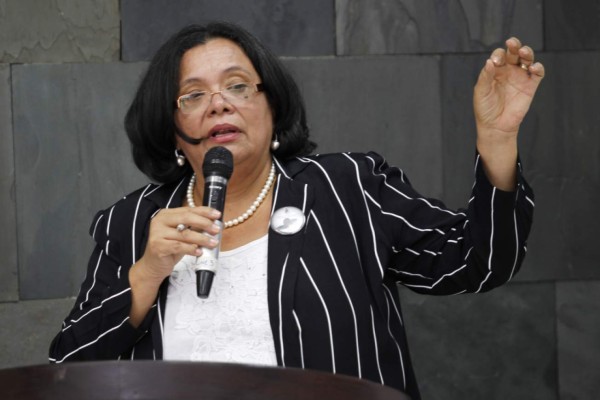 Julieta Castellanos avala intervención del Inpreunah