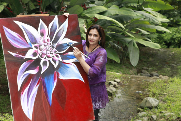 Damas unidas por el arte y la paz