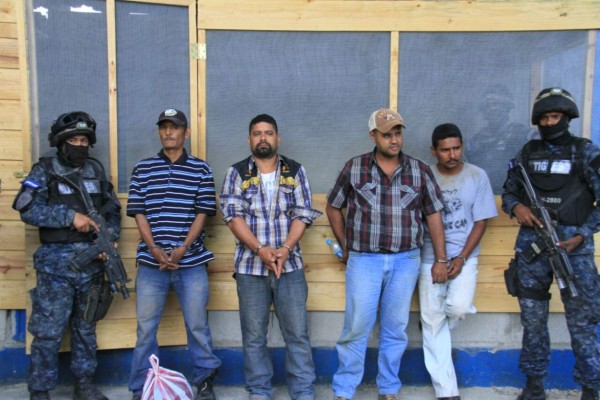 Trasladan a San Pedro Sula a integrantes de supuesta banda de alcalde de Jocón