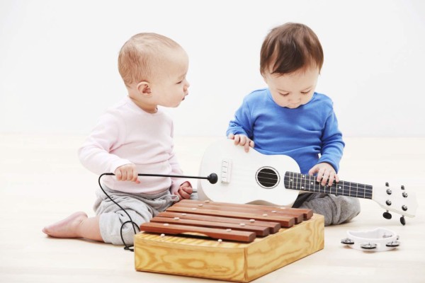 La música mejora el desarrollo cerebral de los niños