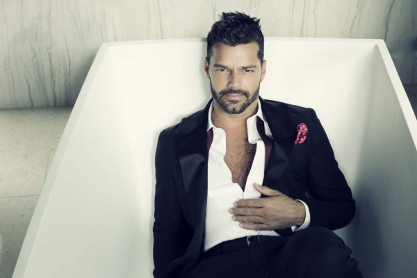 Ricky Martin podría tener intimidad con una mujer