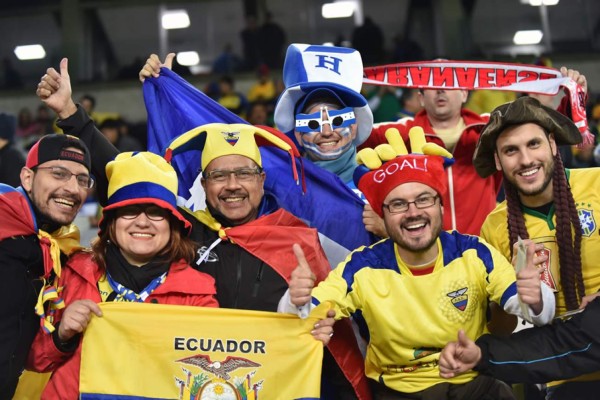 Honduras y Ecuador unidas por la fe y el ambiente de gol