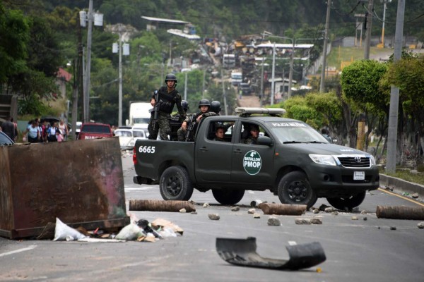 Transportistas rompen diálogo y anuncian paro para el lunes
