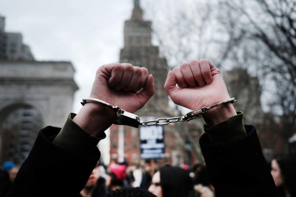 La Casa Blanca contempla un nuevo decreto migratorio