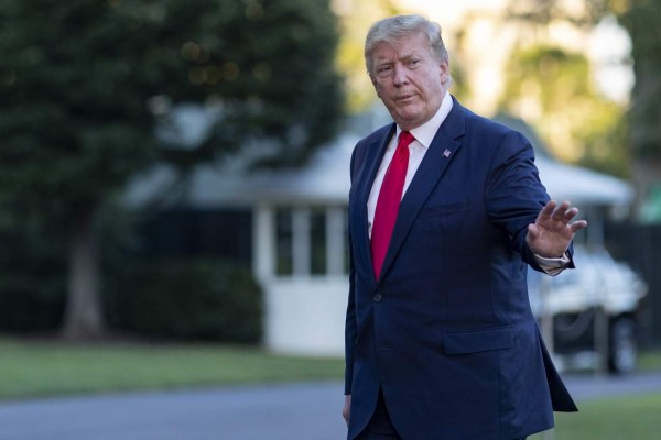 Despiden a caricaturista tras publicar dibujo de Trump y migrantes ahogados