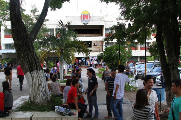 Suspenderán a implicados en manipulación de notas de la Unah-vs