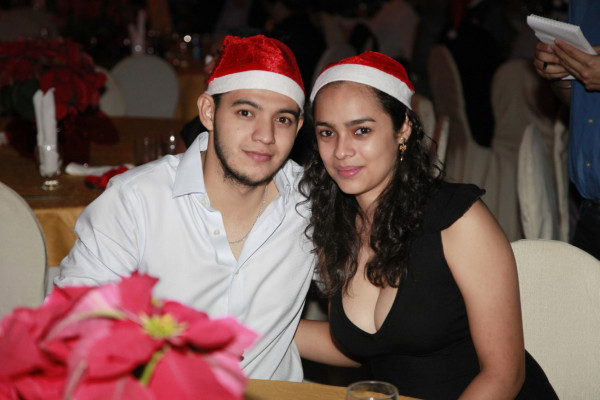 Escuela Internacional Sampedrana festeja la Navidad