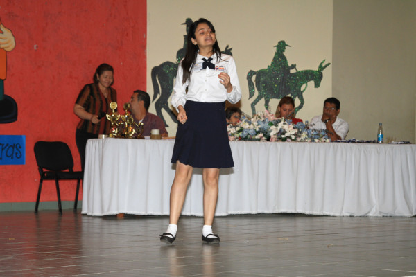 En la Escuela Internacional Sampedrana forman líderes en oratoria