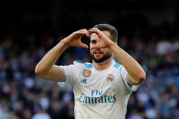 Real Madrid toma oxígeno con goleada de escándalo ante Deportivo