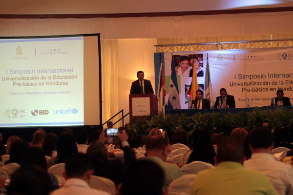 Educación inicia simposio sobre prebásica