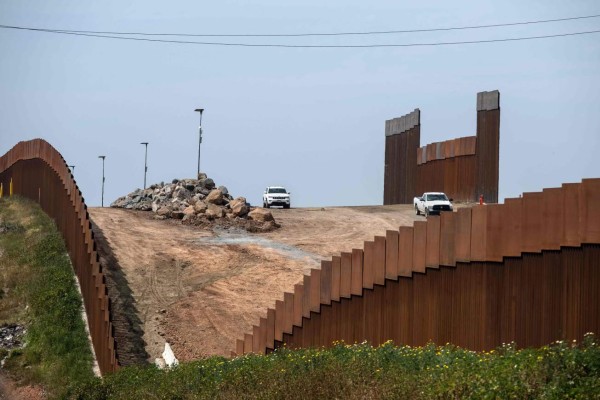 Trump al Triángulo Norte por caravanas migrantes: 'Han tomado nuestro dinero durante años y no hacen nada'