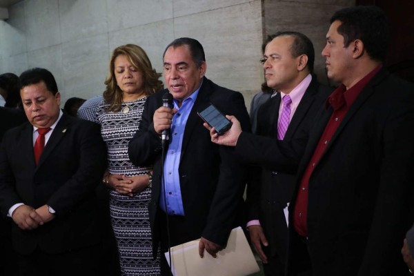 Hoy se conocerá dictamen para resolver crisis en Unah