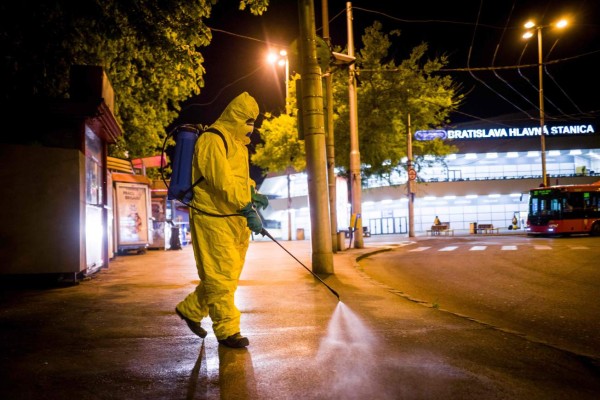 Hallan coronavirus en el agua no potable de Italia y Francia