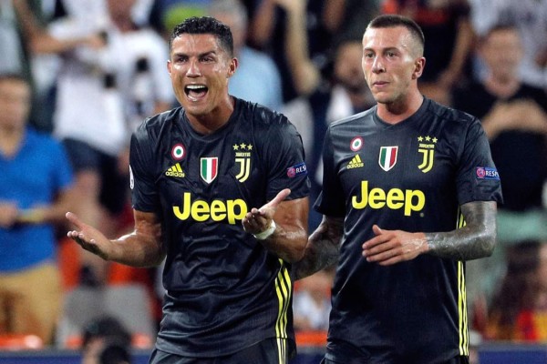 Las palabras de Cristiano Ronaldo al árbitro tras ser expulsado ante Valencia