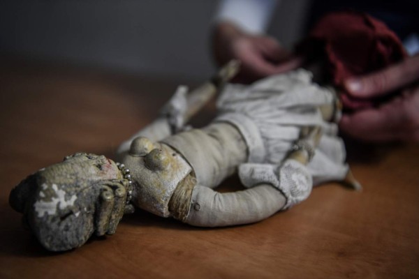 Una muñeca real 'para adultos' vendida en subasta en Francia a 16,000 euros