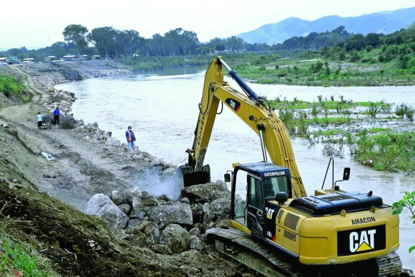 En recta final la reparación de los bordos en el valle de Sula