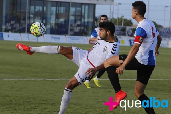 Jona Mejía anota en triunfo del Albacete