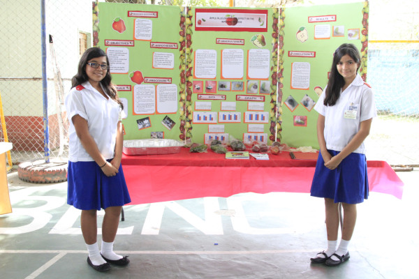 Alumnos sorprenden con proyectos