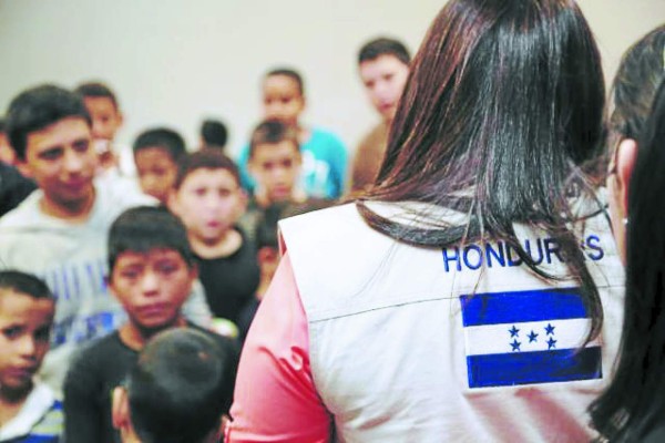 Más de 5,000 niños centroamericanos han salido por puntos ciegos en 2014