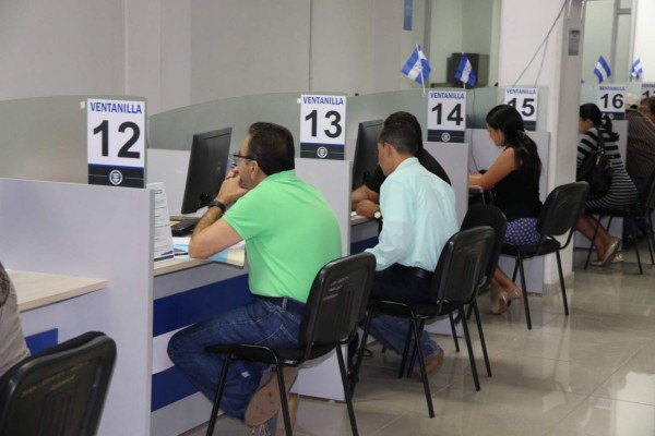 Honduras completa acuerdo trienal con el Fondo Monetario