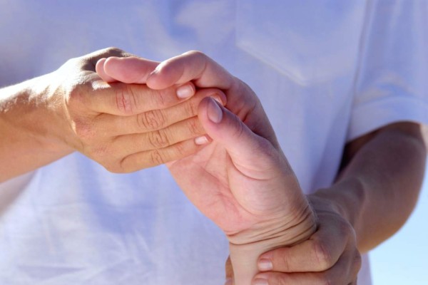 Un estudio muestra el precio que la artritis se cobra en la vida laboral y social