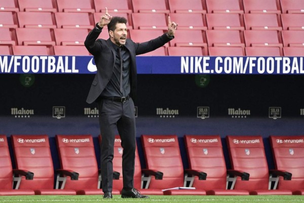 Las palabras de Simeone tras la caída del Atlético que pone en bandeja el liderato para Barcelona
