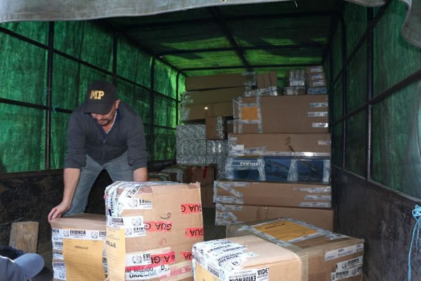 Guatemala: Decomisan 915 armas de fuego a un jordano capturado por contrabando