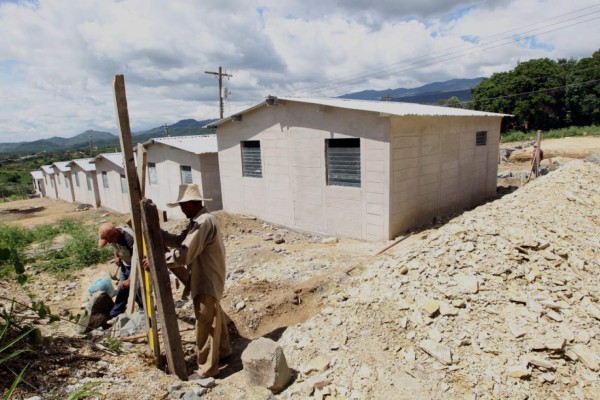 La banca busca acercarse más a las familias de escasos recursos