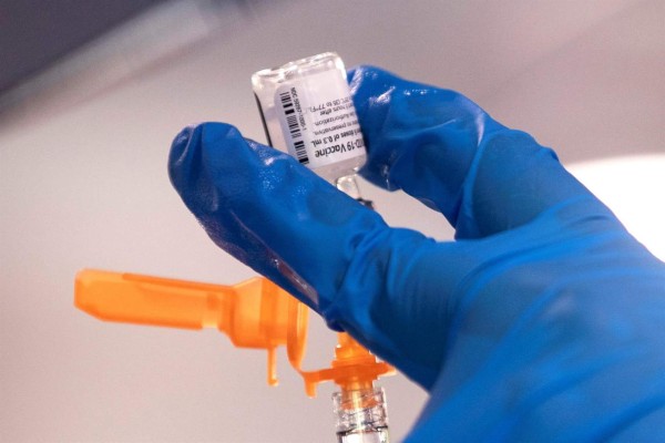 EEUU planea aplicar tercera dosis de la vacuna anticovid en octubre
