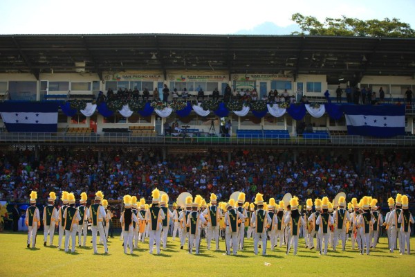 Sampedranos se unen para gritar '¡Viva Honduras!”