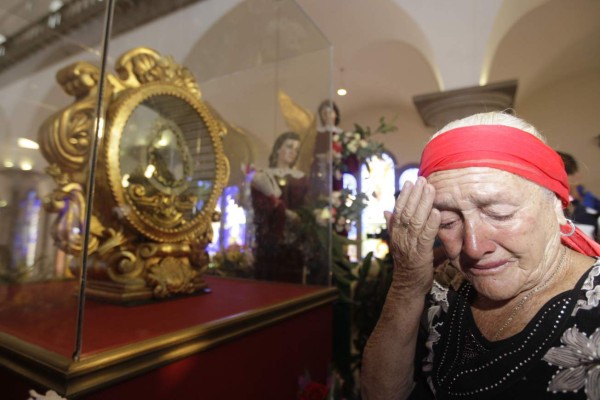 Fieles rindieron honor a la Virgen de Suyapa