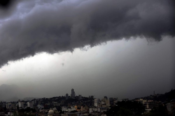Lluvias leves pronostican para este lunes en Honduras